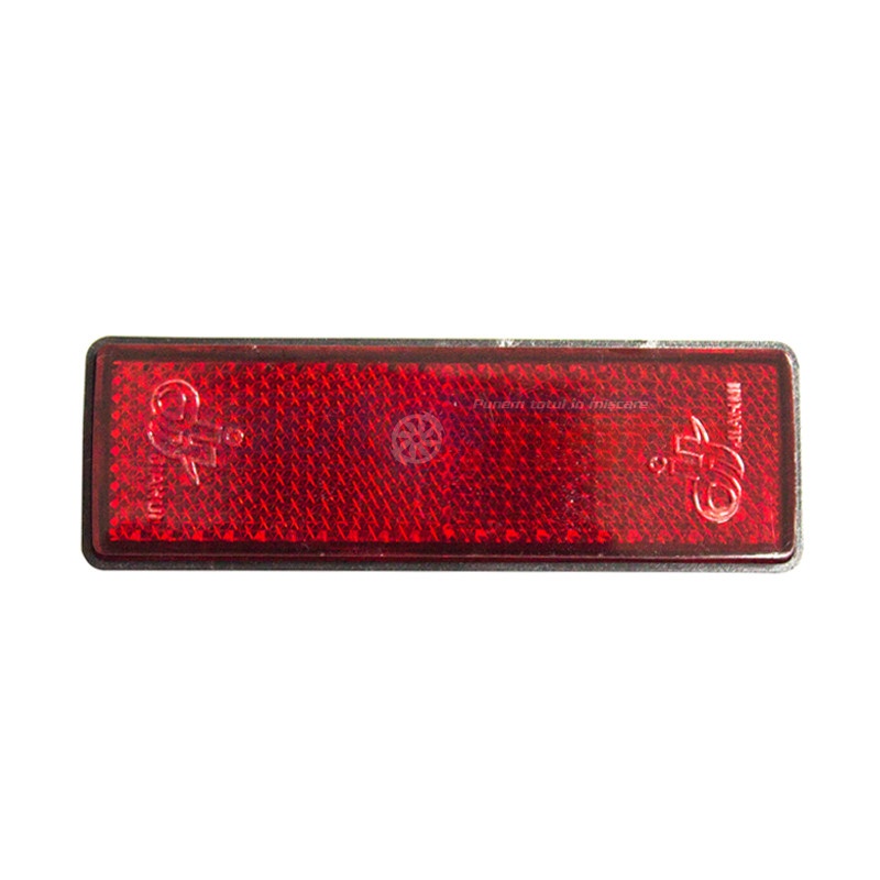 Lampa rectangulară reflectorizantă roșie