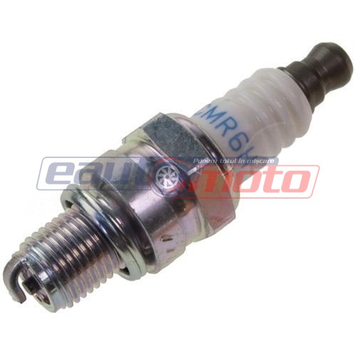 Bujie compatibilă cu drujbele Stihl MS 171, MS 181, MS 211 și Husqvarna (NGK CMR6H)