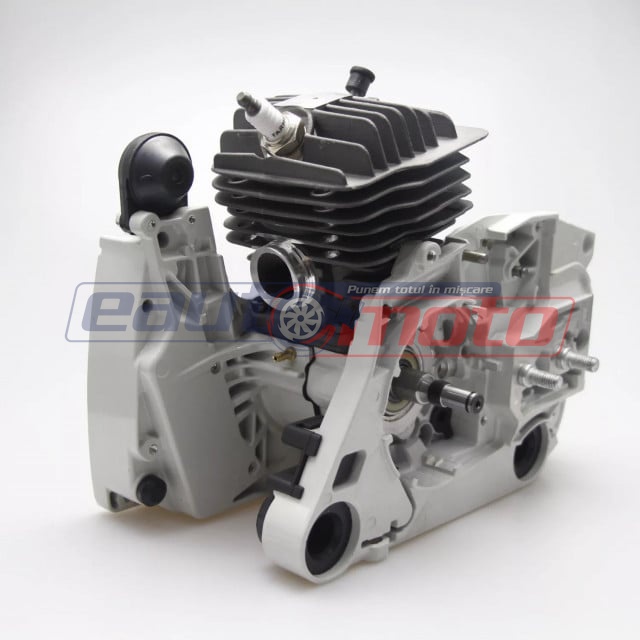 Motor complet pentru drujbă, compatibil cu Stihl 044 și MS 440 (52mm)