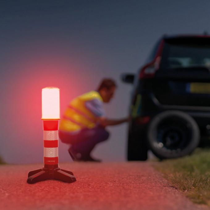 Lumină cu stabilizare magnetică de semnalizare - 6 LED-uri roșii
