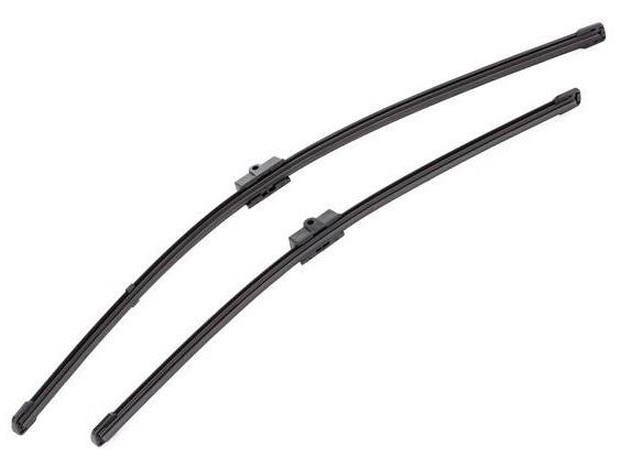 Set ștergătoare parbriz VALEO SILENCIO X.TRM FLAT BLADE, lungimi 600 mm și 475 mm, fără carcasă, cu spoiler, cod 574346