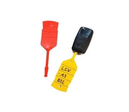 Set de 300 brelocuri roșii SERWO 0850113, 2 markere, din plastic