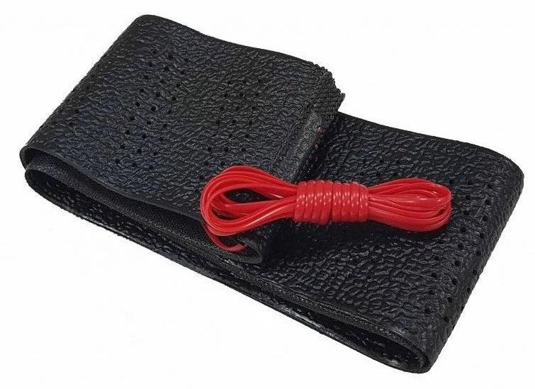 Husă pentru volan auto BOTTARI Champion, cu șnur roșu, piele ecologică, universală, neagră, model 16016BT