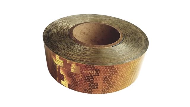 Bandă reflectorizantă galbenă AVERY DENNISON CA6170001, 50 m x 50 mm, continuă, pentru suprafețe rigide