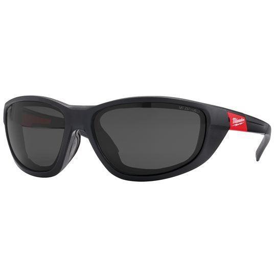 Ochelari de protecție premium Milwaukee cu lentile fumurii și garnitură, cod 4932471886