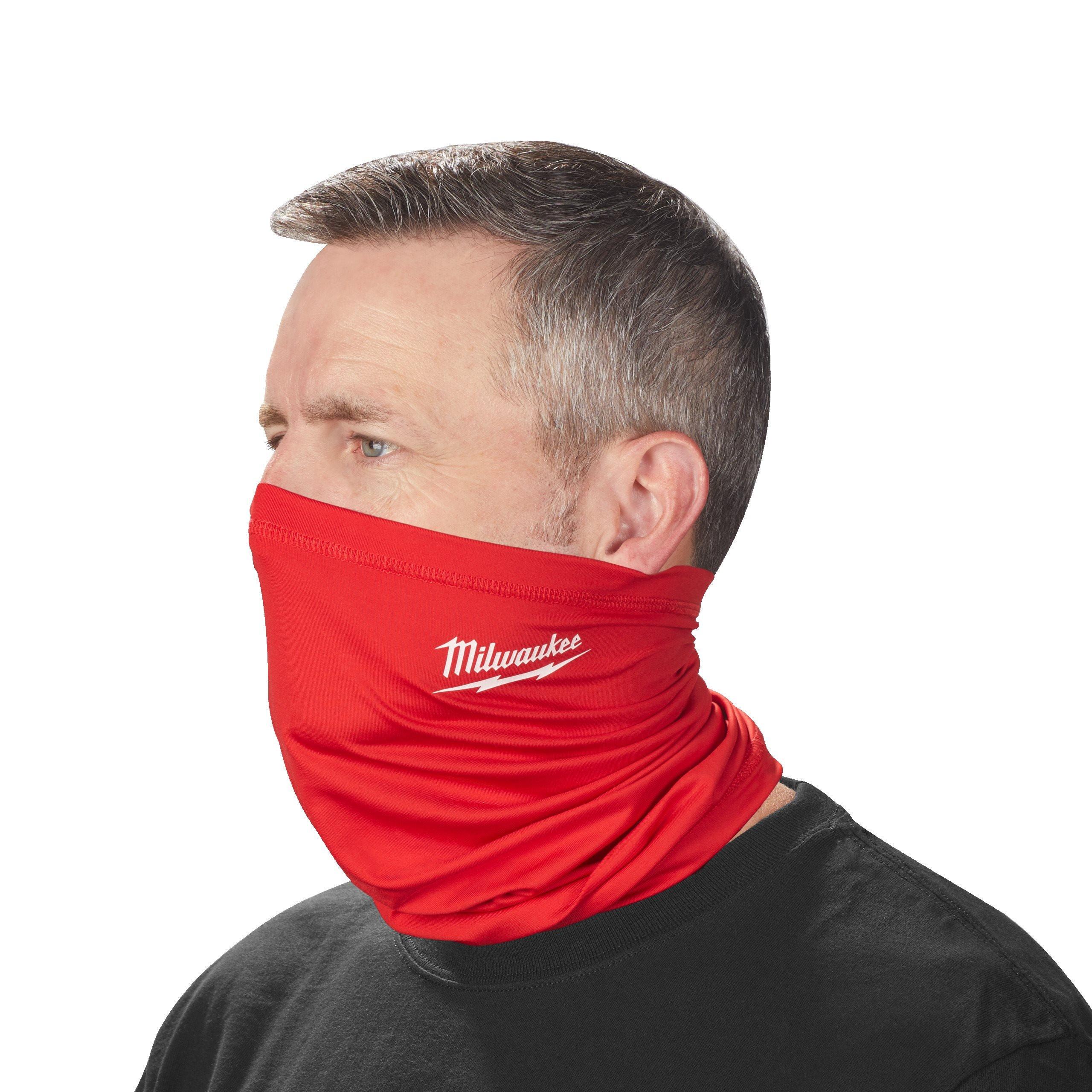 Bandană roșie pentru performanță sportivă