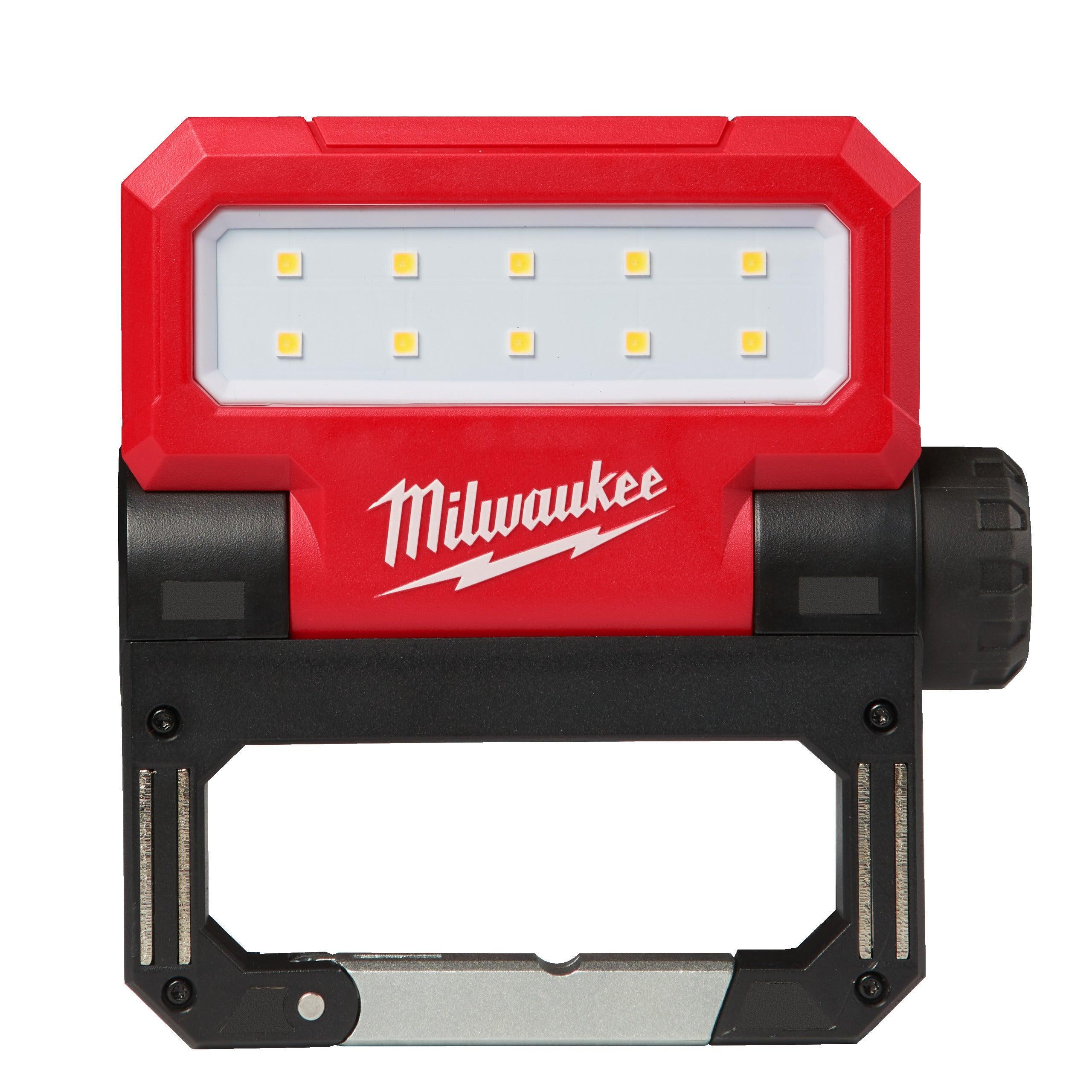 Reflector Pliabil Reîncărcabil USB Milwaukee L4FFL-301 cu Acumulator L4 B3 și Cablu USB, Cod 4933479766, Ambalaj Blister